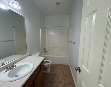 921 Cedar Ridge Drive - Photo Thumbnail 4