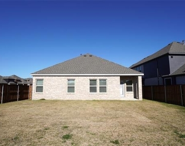 1374 Chisos Way - Photo Thumbnail 23