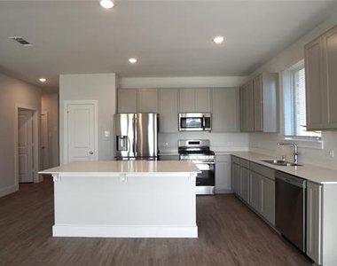 1374 Chisos Way - Photo Thumbnail 6