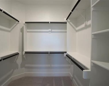 1374 Chisos Way - Photo Thumbnail 16