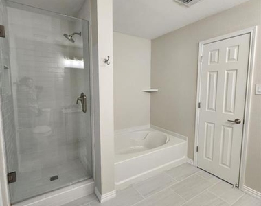 715 Daughters Drive - Photo Thumbnail 11