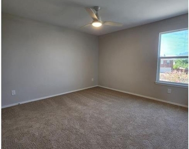 715 Daughters Drive - Photo Thumbnail 13