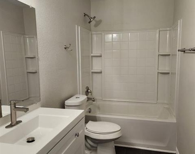715 Daughters Drive - Photo Thumbnail 15