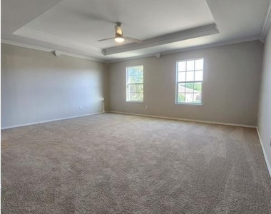 715 Daughters Drive - Photo Thumbnail 9