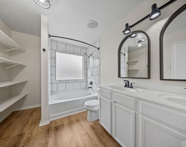 3912 San Lucas Lane - Photo Thumbnail 15