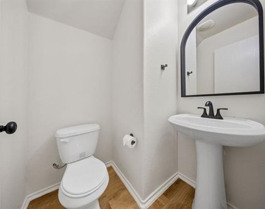 3912 San Lucas Lane - Photo Thumbnail 23
