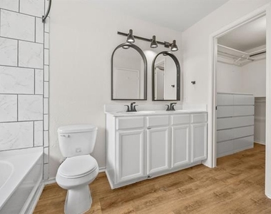 3912 San Lucas Lane - Photo Thumbnail 12