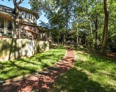 1113 Shady Oaks Circle - Photo Thumbnail 29