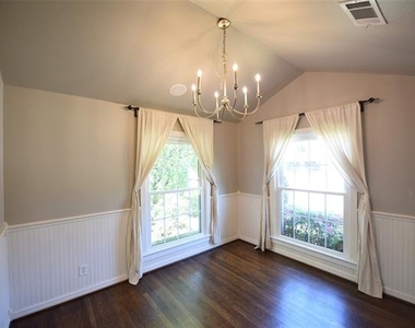 5606 Stanford Avenue - Photo Thumbnail 3