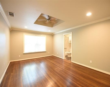 5606 Stanford Avenue - Photo Thumbnail 8