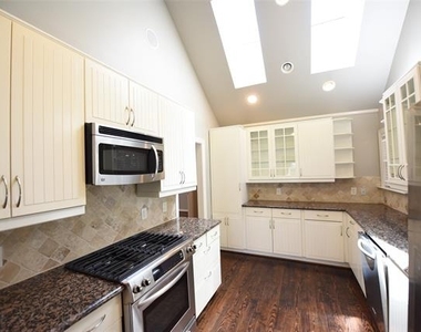 5606 Stanford Avenue - Photo Thumbnail 5