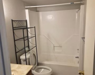 5510 Brookview Court - Photo Thumbnail 2