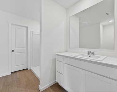 2225 Canteen Street - Photo Thumbnail 6