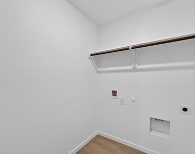 2225 Canteen Street - Photo Thumbnail 19
