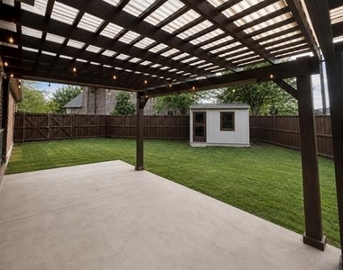 10200 Bennet Drive - Photo Thumbnail 21