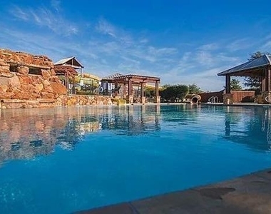 10200 Bennet Drive - Photo Thumbnail 27