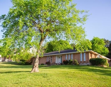1256 Golden Trophy Drive - Photo Thumbnail 2