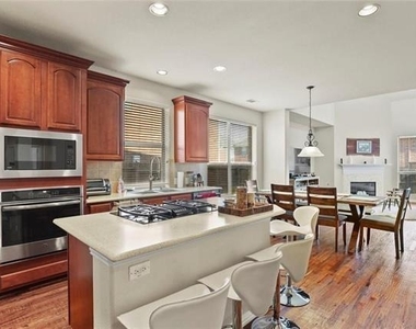 8778 Fisher Drive - Photo Thumbnail 3