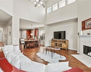 8778 Fisher Drive - Photo Thumbnail 7