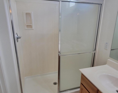 1350 S Greenfield Road - Photo Thumbnail 6