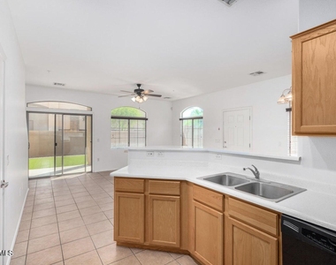 1350 S Greenfield Road - Photo Thumbnail 4