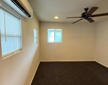 118 Park Drive - Photo Thumbnail 19