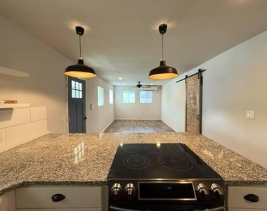 118 Park Drive - Photo Thumbnail 12