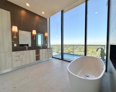 8119 Douglas Avenue - Photo Thumbnail 14