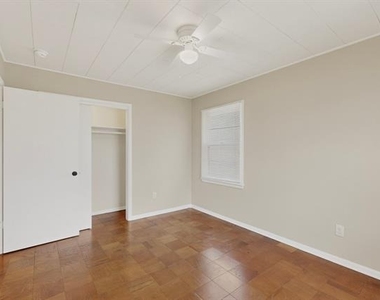 2506 Hillsboro Avenue - Photo Thumbnail 17