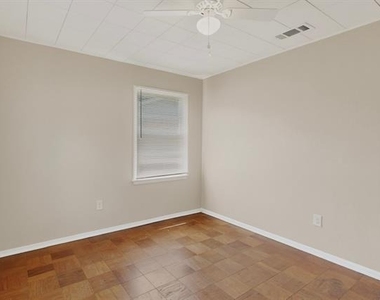 2506 Hillsboro Avenue - Photo Thumbnail 26
