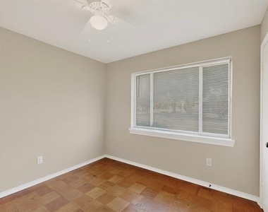 2506 Hillsboro Avenue - Photo Thumbnail 20