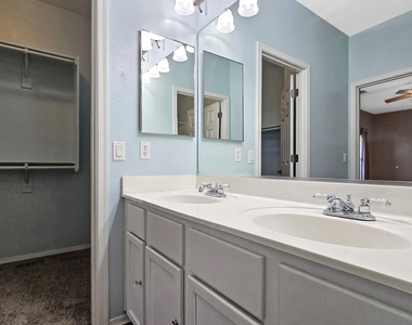 14743 N 177th Avenue - Photo Thumbnail 24