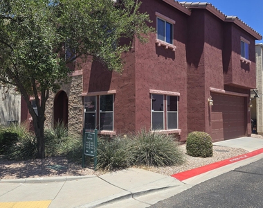 14743 N 177th Avenue - Photo Thumbnail 2