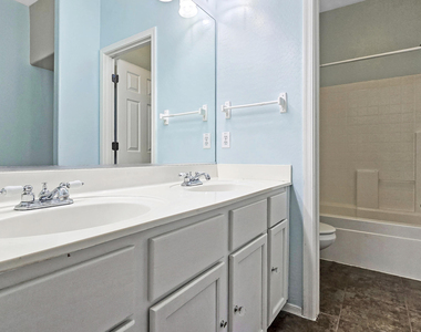 14743 N 177th Avenue - Photo Thumbnail 23