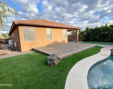 30204 N 73rd Avenue - Photo Thumbnail 21