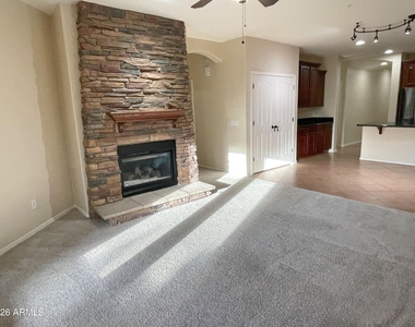 30204 N 73rd Avenue - Photo Thumbnail 9