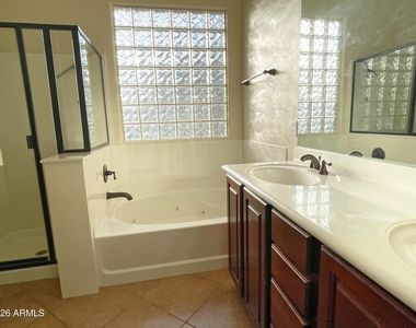30204 N 73rd Avenue - Photo Thumbnail 11