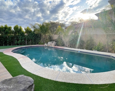 30204 N 73rd Avenue - Photo Thumbnail 25
