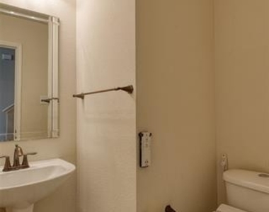 3408 Paradise Valley Drive - Photo Thumbnail 8