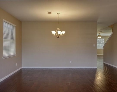 3408 Paradise Valley Drive - Photo Thumbnail 2