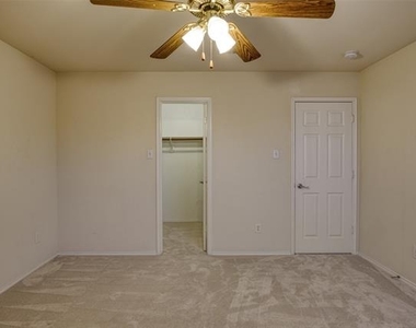 3408 Paradise Valley Drive - Photo Thumbnail 19