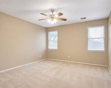 3408 Paradise Valley Drive - Photo Thumbnail 9