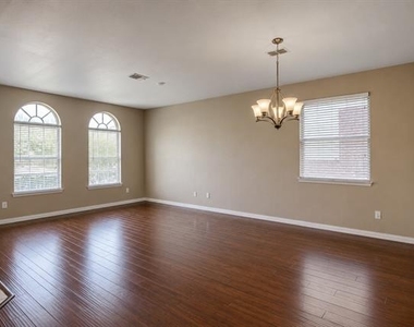3408 Paradise Valley Drive - Photo Thumbnail 1