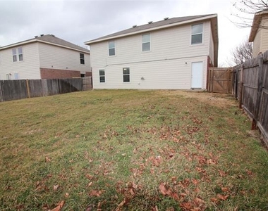 6908 Meadow Way Lane - Photo Thumbnail 18