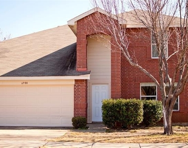 6908 Meadow Way Lane - Photo Thumbnail 16