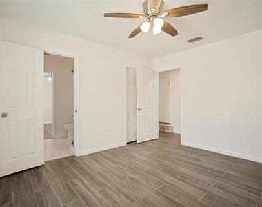 6355 Starnes Road - Photo Thumbnail 12