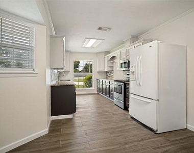 6355 Starnes Road - Photo Thumbnail 6