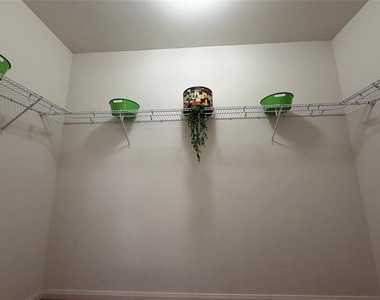6209 Obsidian Creek Drive - Photo Thumbnail 19