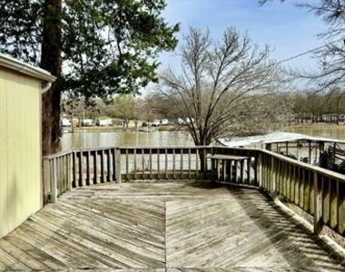 10481 Private Road 3709 - Photo Thumbnail 2