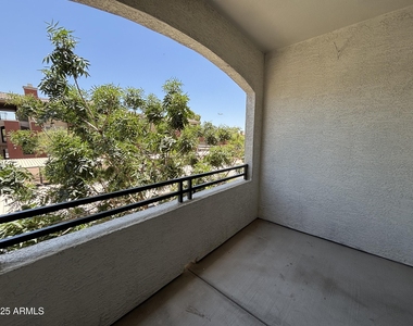 5345 E Van Buren Street - Photo Thumbnail 17